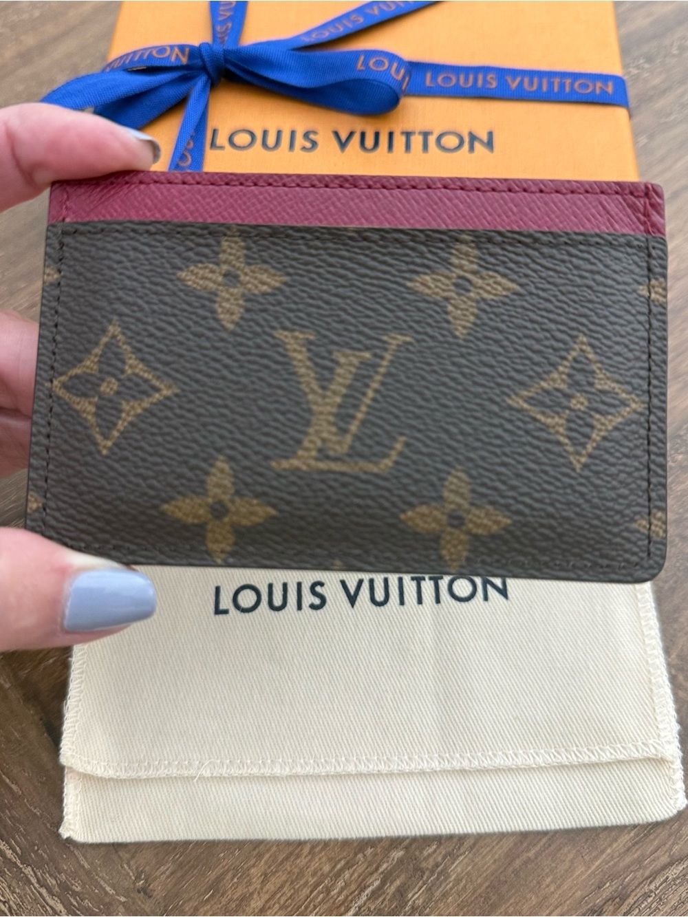 Louis Vuitton Brown Monogram Card Holder with Burgundy Trim - Picture 2 of 11